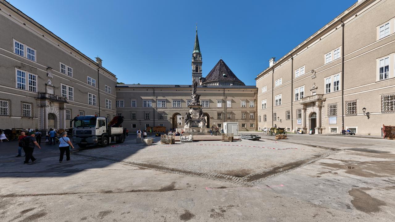 Domplatz